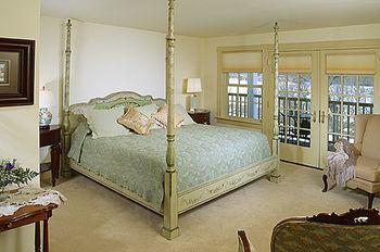 Hotel The Shire Woodstock