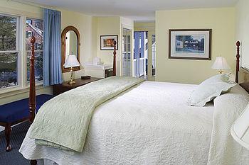 Hotel The Shire
