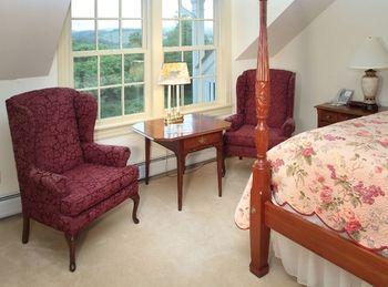 Hotel The Shire